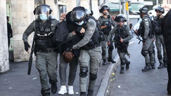 İsrail Güvenlik Güçleri 2'si Çocuk 12 Filistinliyi Gözaltına Aldı