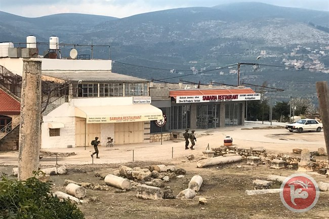 Clashes erupt as Israeli forces raid West Bank village