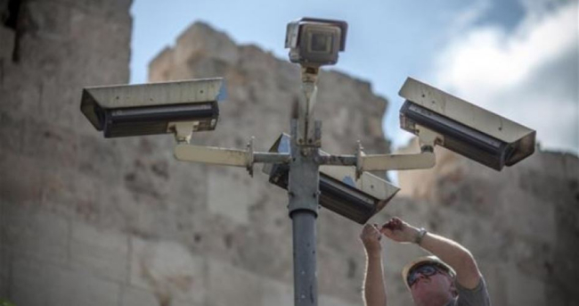 Secret cameras set up by Israel police around Aqsa Mosque