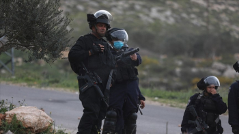 İsrail Askerleri Batı Şeria’da 22 Kişiyi Gözaltına Aldı