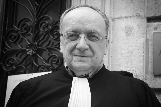 La Ligue des Parlementaires pour al-Quds et la Palestine Pleure le Prominent Avocat Français Gilles Devers