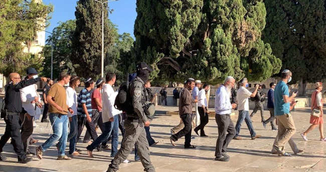 Yahudi Yerleşimciler Mescid-i Aksa’ya Baskın Düzenledi