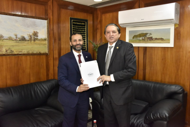 The delegation of the league meets with the Vice-President of the Senate