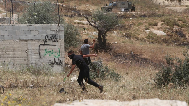 Yahudi Yerleşimciler İşgal Altındaki Batı Şeria'daki Bir Okula Taşlı Saldırı Düzenledi