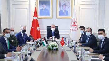 İçişleri Bakanı Soylu, Filistin’in Ankara Büyükelçisi ile Görüştü