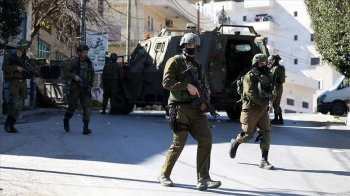 İsrail Güvenlik Güçleri İşgal Altındaki Batı Şeria'da 18 Filistinliyi Gözaltına Aldı