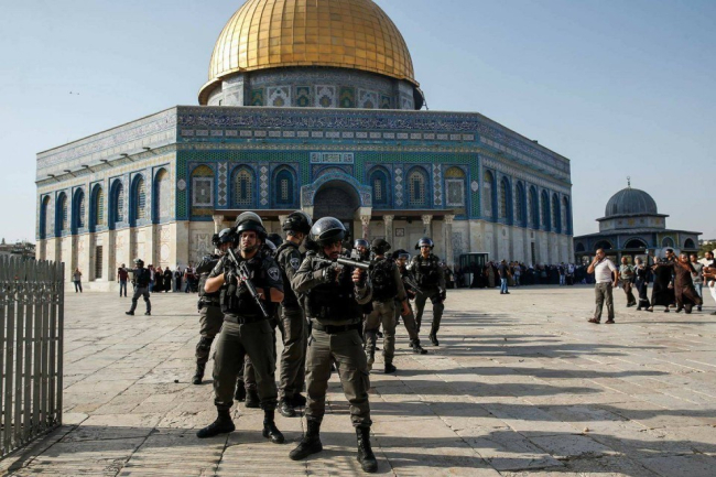 Pour la première fois, l'occupation permet la prise d'Al-Aqsa par la porte Al-Asbat