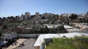 Kudüs’teki Şeyh Cerrah Mahallesi’nde Yahudi Yerleşimciler Tarafından İşgal Terörü Devam Ediyor
